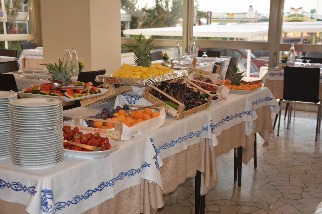Hotel Patrizia Riccione Dış mekan fotoğraf