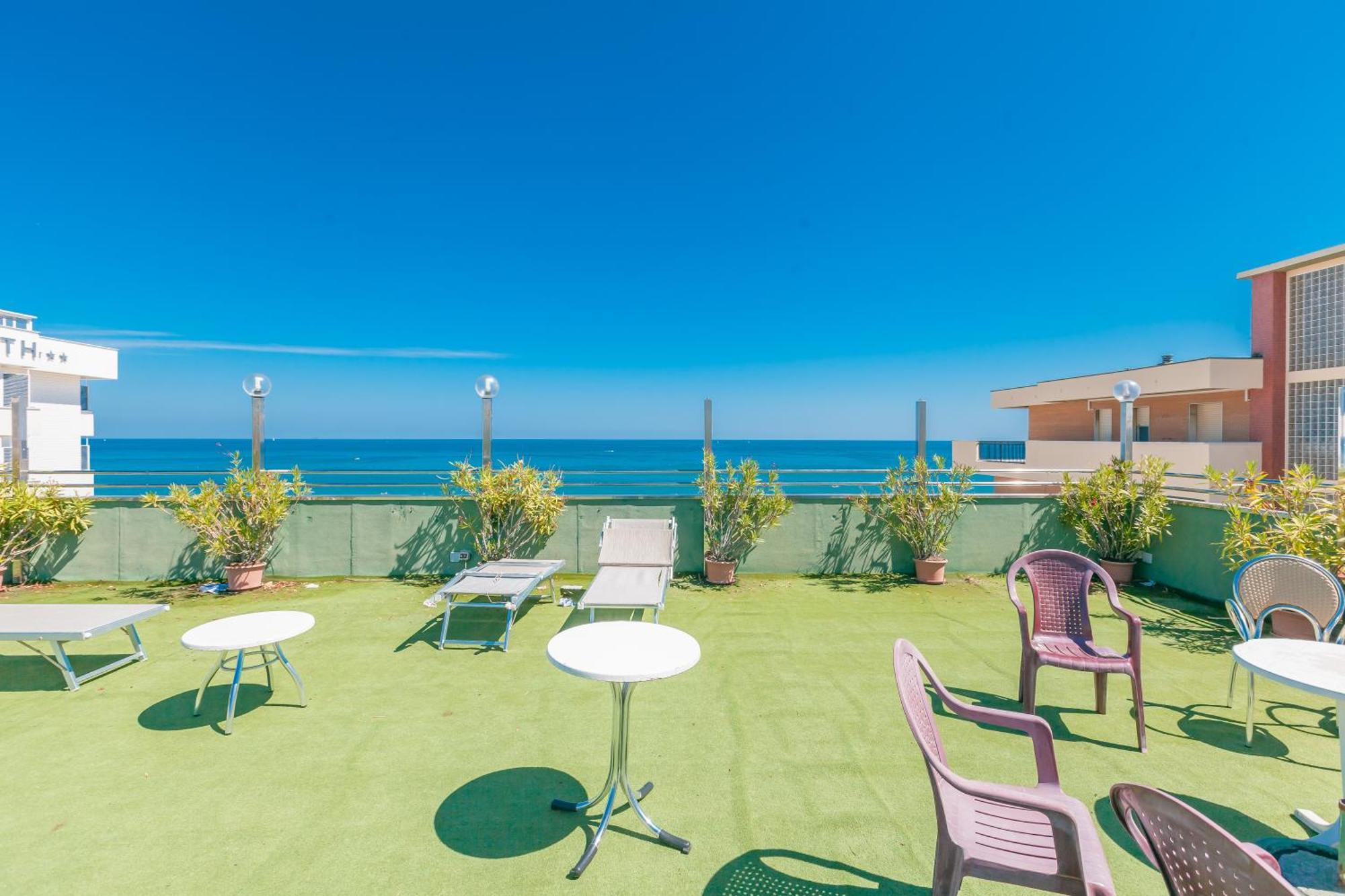 Hotel Patrizia Riccione Dış mekan fotoğraf