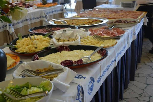 Hotel Patrizia Riccione Dış mekan fotoğraf