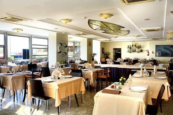 Hotel Patrizia Riccione Dış mekan fotoğraf
